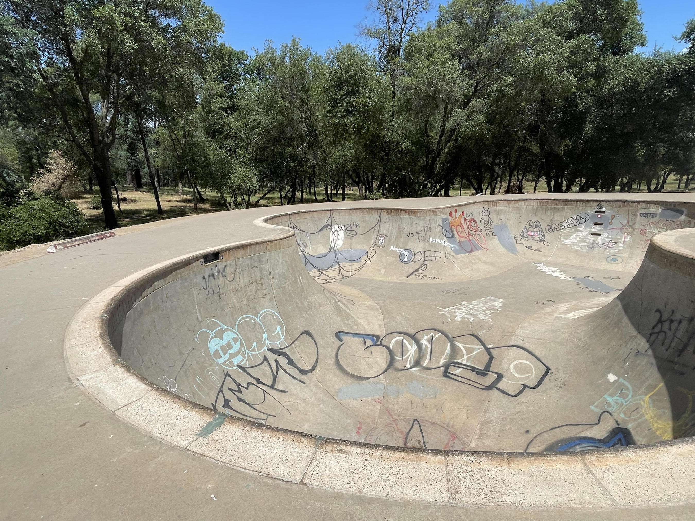 Ione skatepark